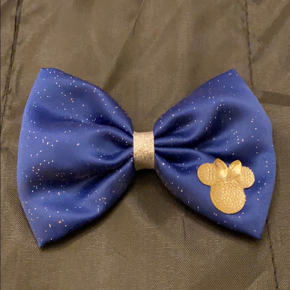 Disney hair Bow